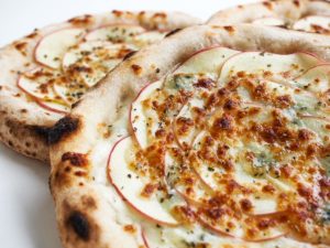 Gorgonzola Apple Pizza