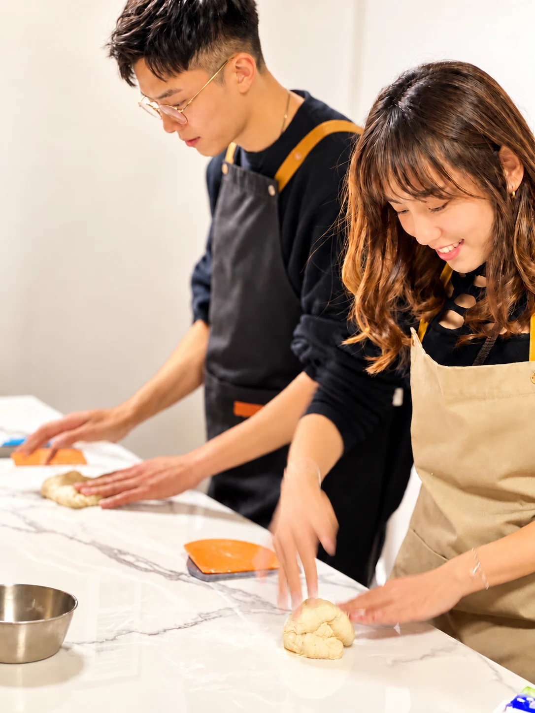 參加者一同製作 Pizza 麵糰